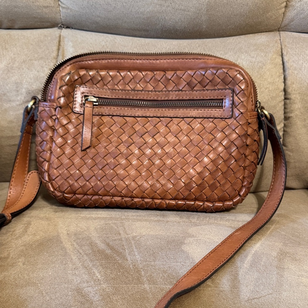 Elegant Brown Woven Leather Crossbody Bag